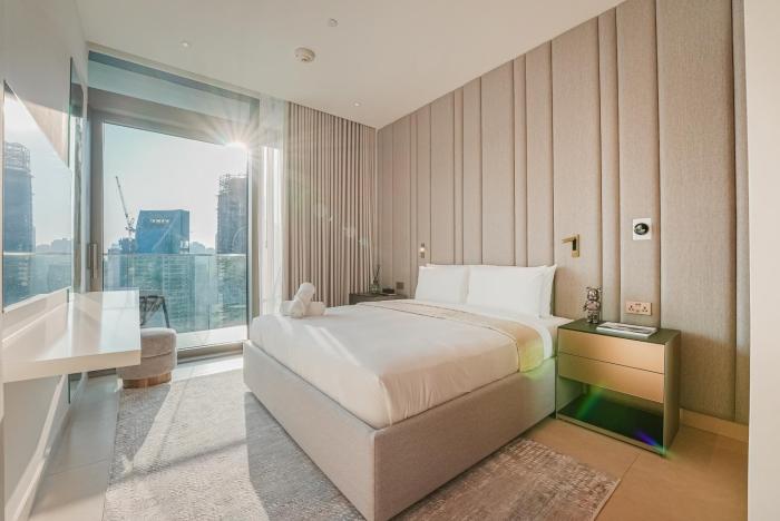 luxe living spacious 2br marina gate