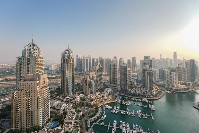 luxe living spacious 2br marina gate