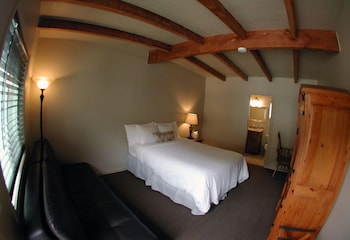 lucia lodge