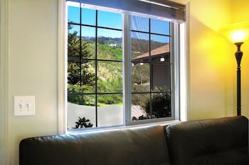 lucia lodge