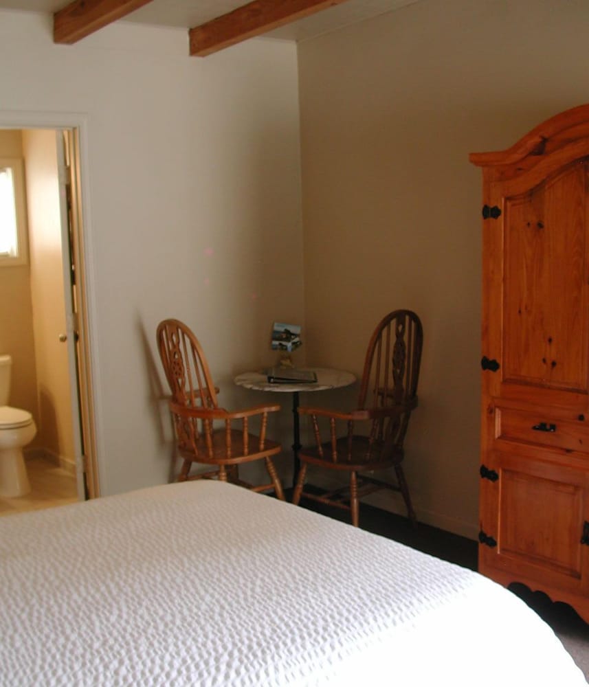 lucia lodge