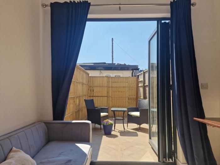 luxurious london studios