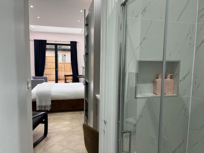 luxurious london studios