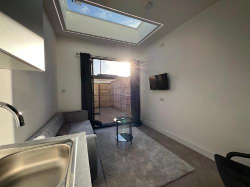 luxurious london studios