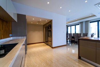 Luxury Mansion On Golf Course - Bmg5,,4 star