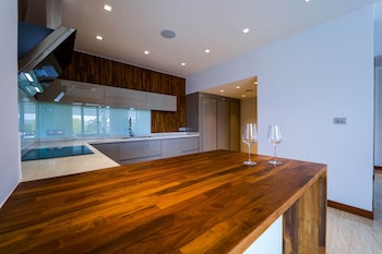 Luxury Mansion On Golf Course - Bmg5,,4 star