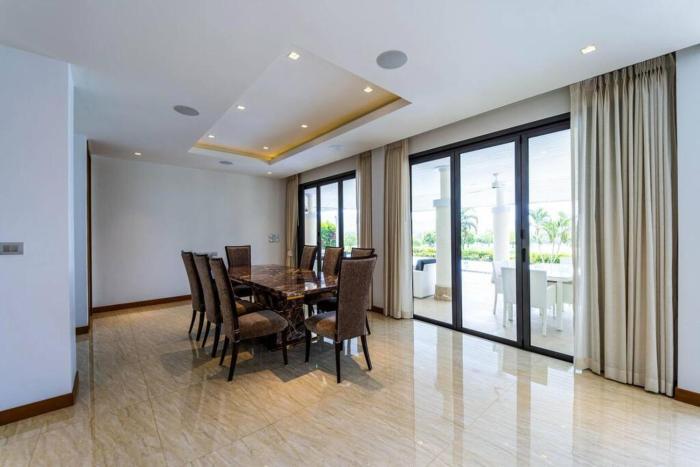 luxury mansion on golf course bmg5