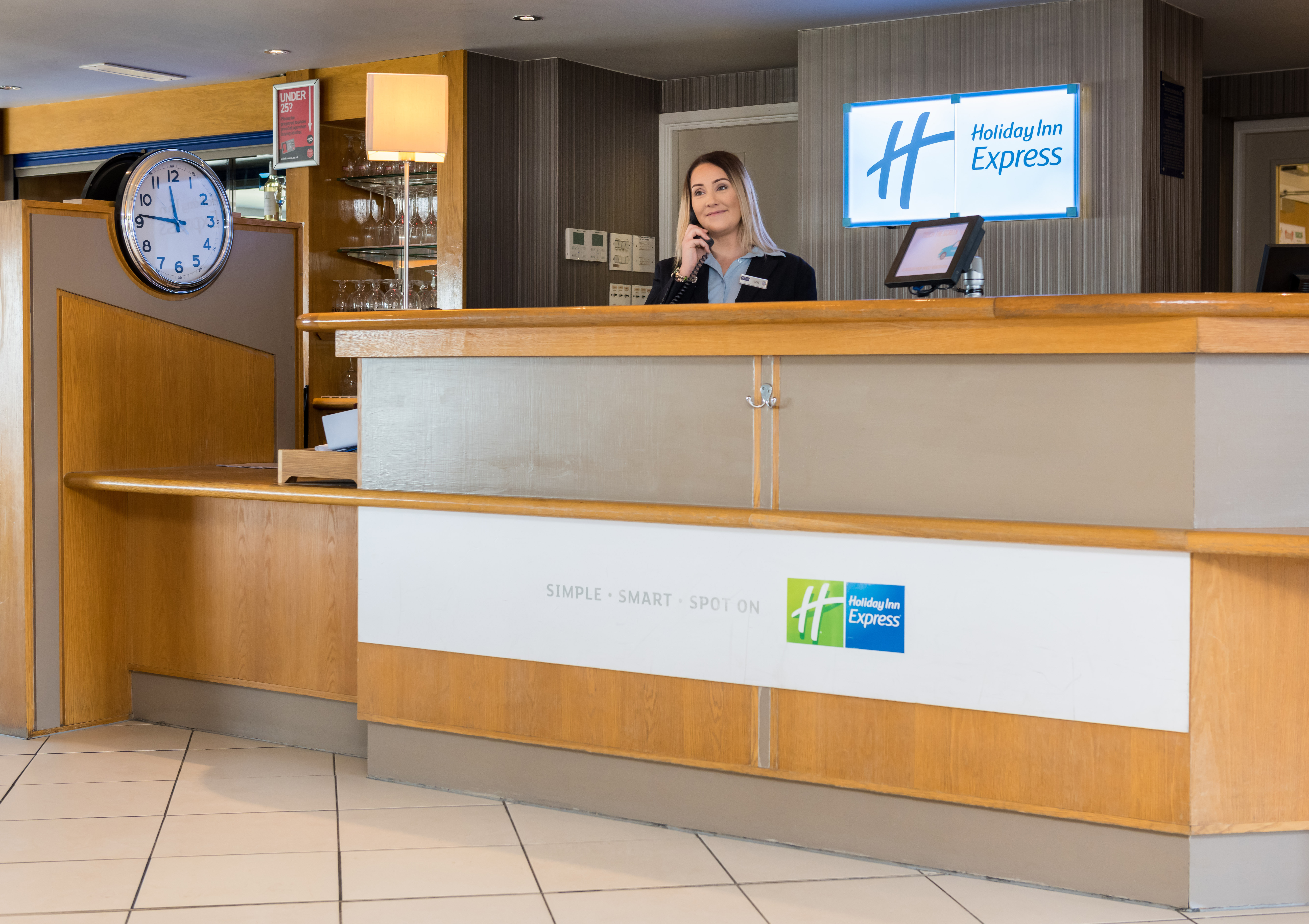 holiday inn express london luton airport by ihg