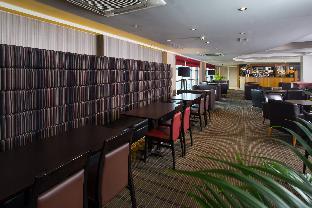 holiday inn express london luton airport by ihg