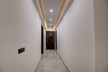 lime wood stay near huda city centre