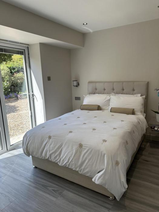 beautiful 1 bed studio in bourne end