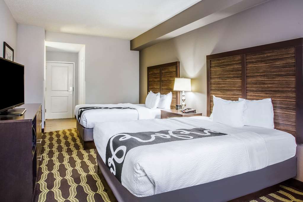 la quinta inn suites lynchburg at liberty univ