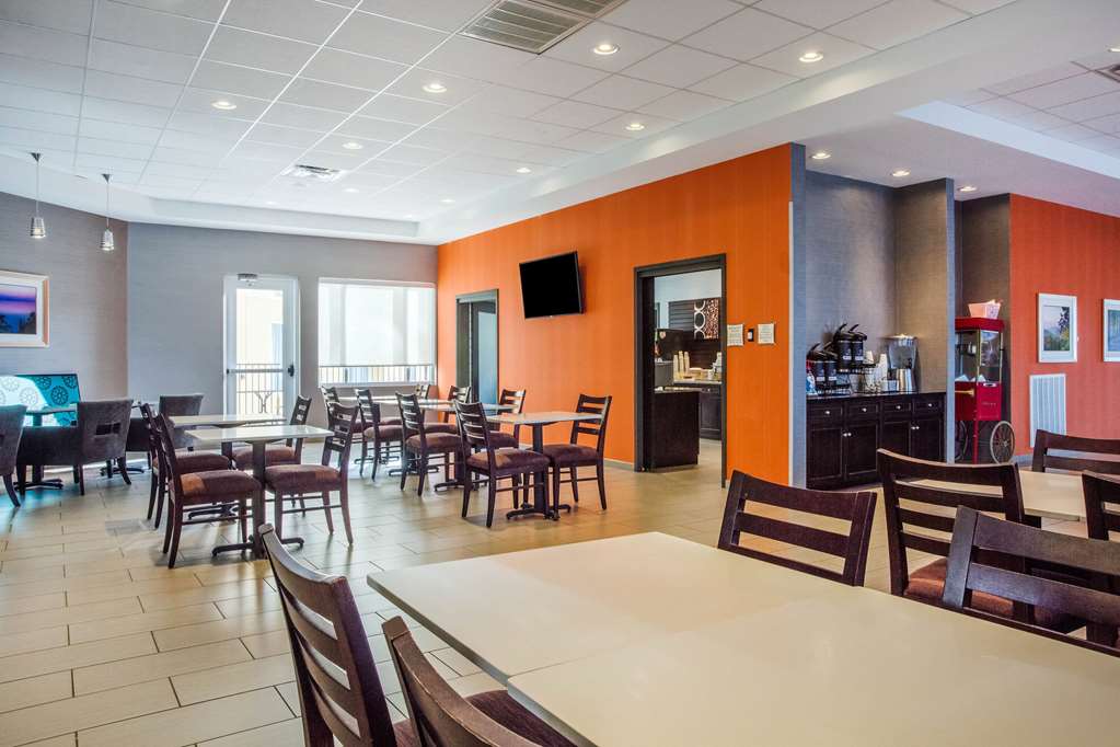 la quinta inn suites lynchburg at liberty univ