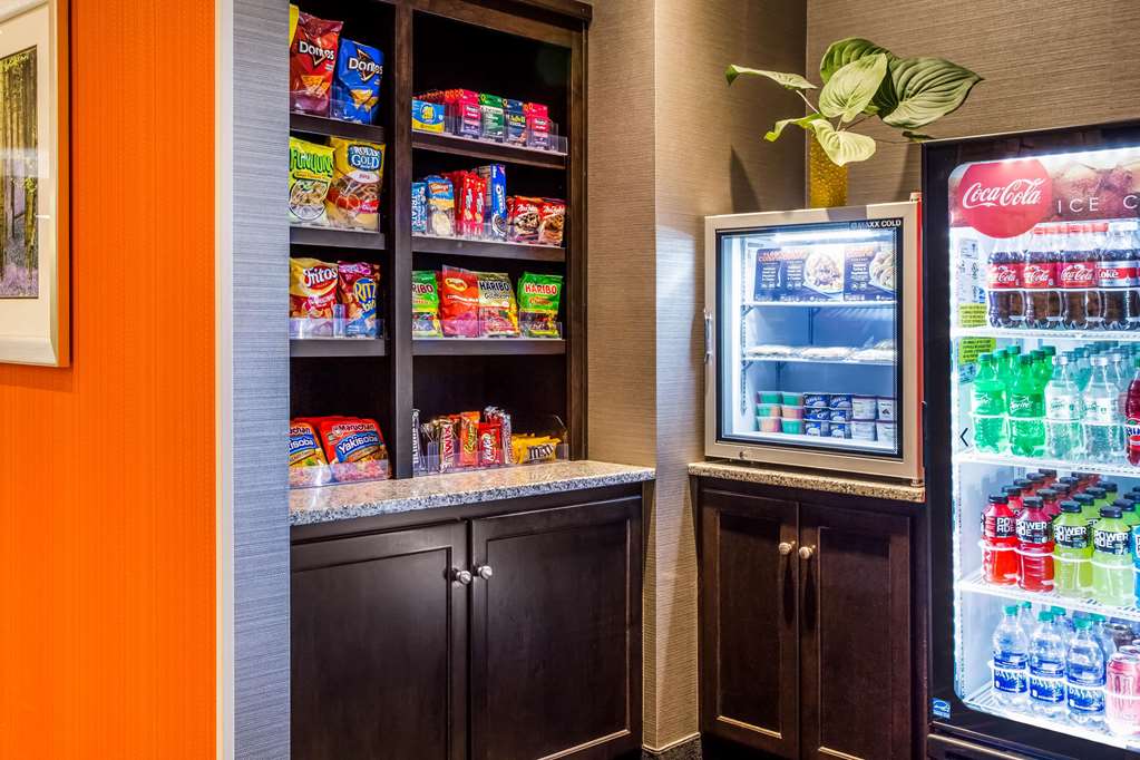 la quinta inn suites lynchburg at liberty univ