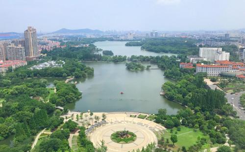 maanshan haiwaihai crown hotel