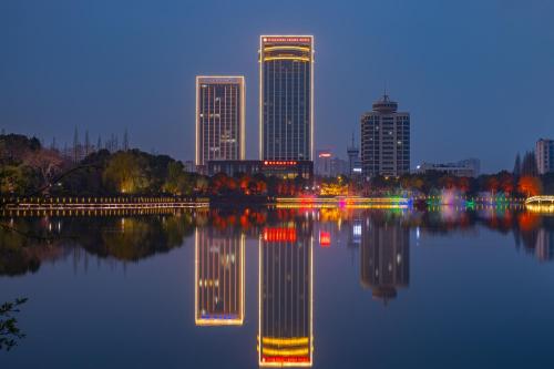 maanshan haiwaihai crown hotel