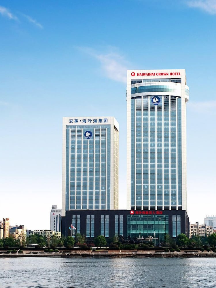 maanshan haiwaihai crown hotel