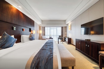 maanshan haiwaihai crown hotel