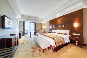 maanshan haiwaihai crown hotel