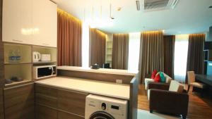 lumen bangkok srinakarin