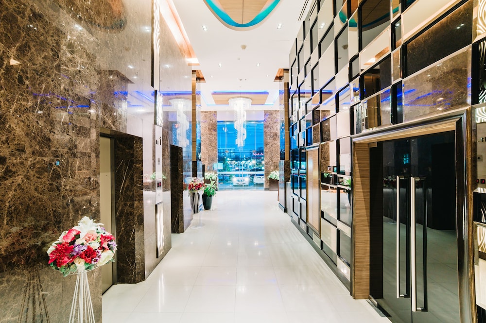 lumen bangkok srinakarin