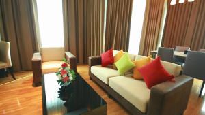 lumen bangkok srinakarin