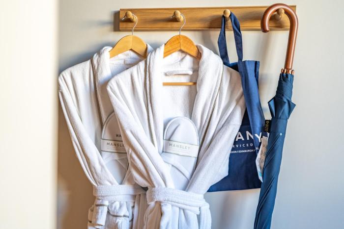 crescent place by mansley