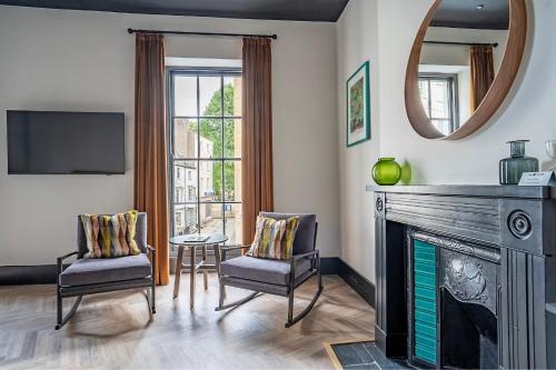 crescent place by mansley