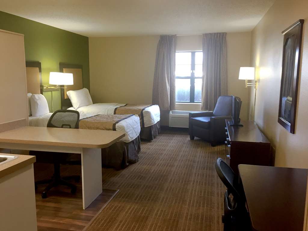 extended stay america suites detroit madison heights