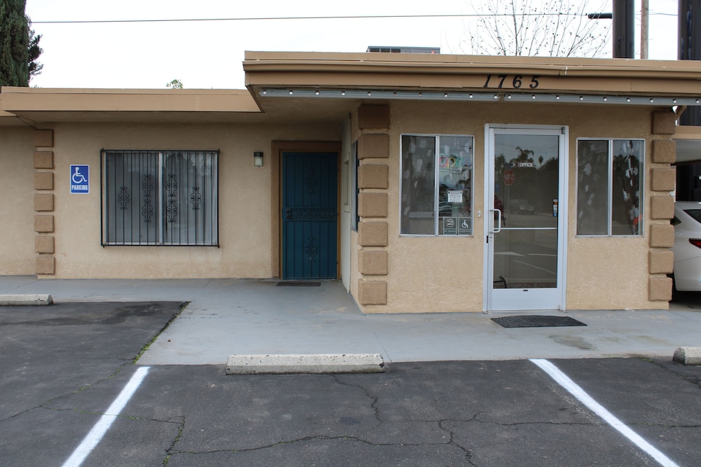 motel 6 selma ca