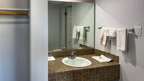 motel 6 selma ca