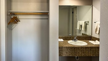 Motel 6 Selma, Ca,,2 star