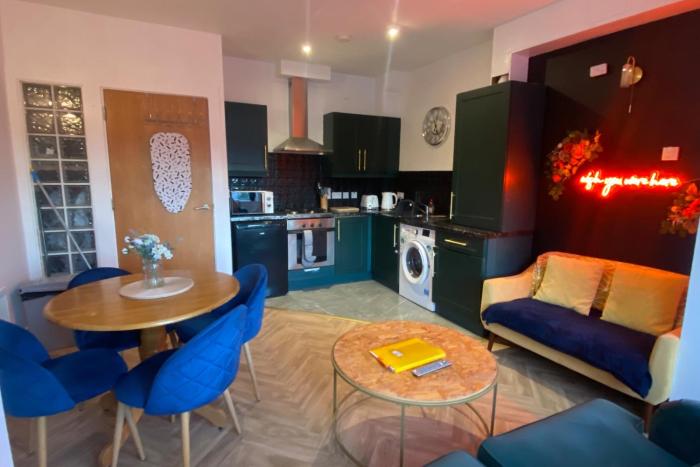 2 bed apartment in belfast near city centre