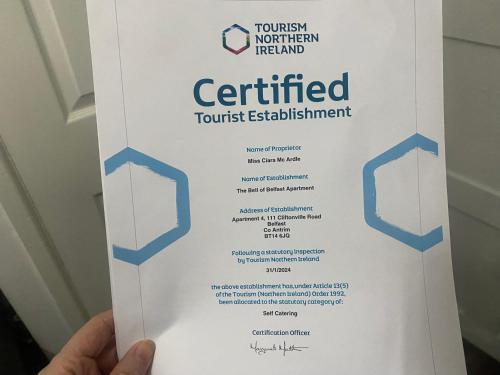 2 bed apartment in belfast near city centre