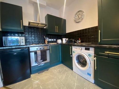 2 bed apartment in belfast near city centre