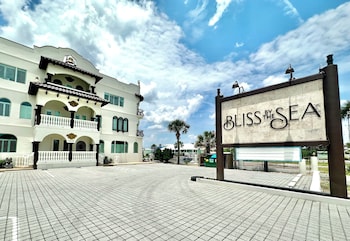 Bliss By The Sea,,2 star