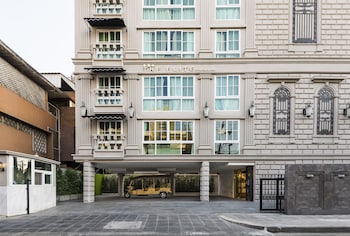 the elite thong lor 25