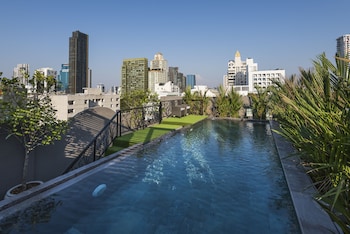 the elite thong lor 25