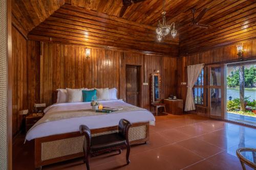 ama stays and trails aquabliss alleppey