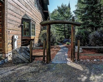 beautiful northwoods getaway