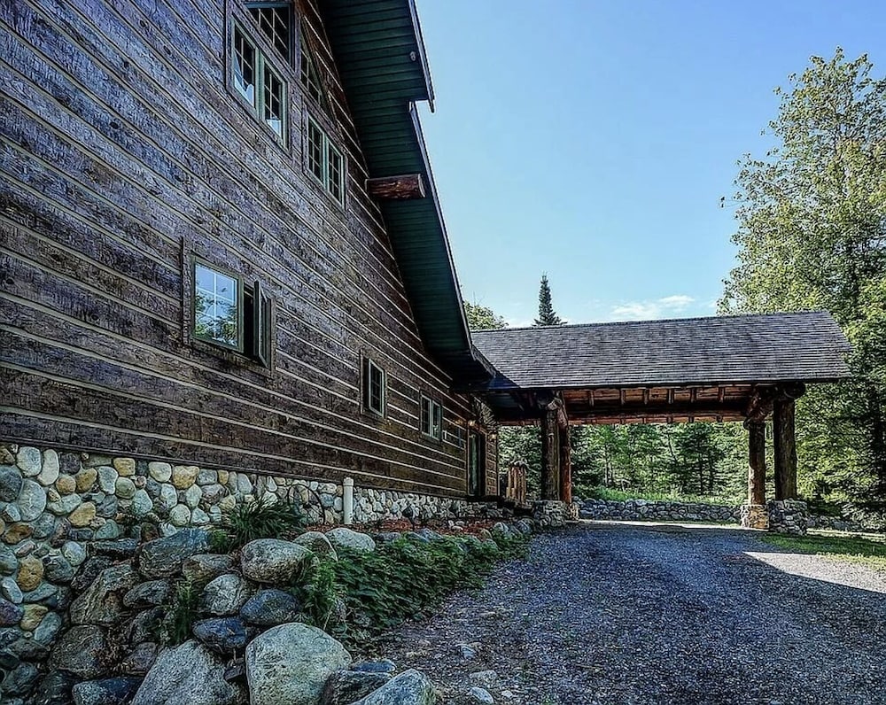 beautiful northwoods getaway
