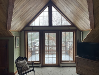 beautiful northwoods getaway