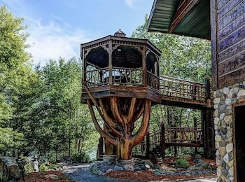 beautiful northwoods getaway