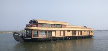 luxury houseboat