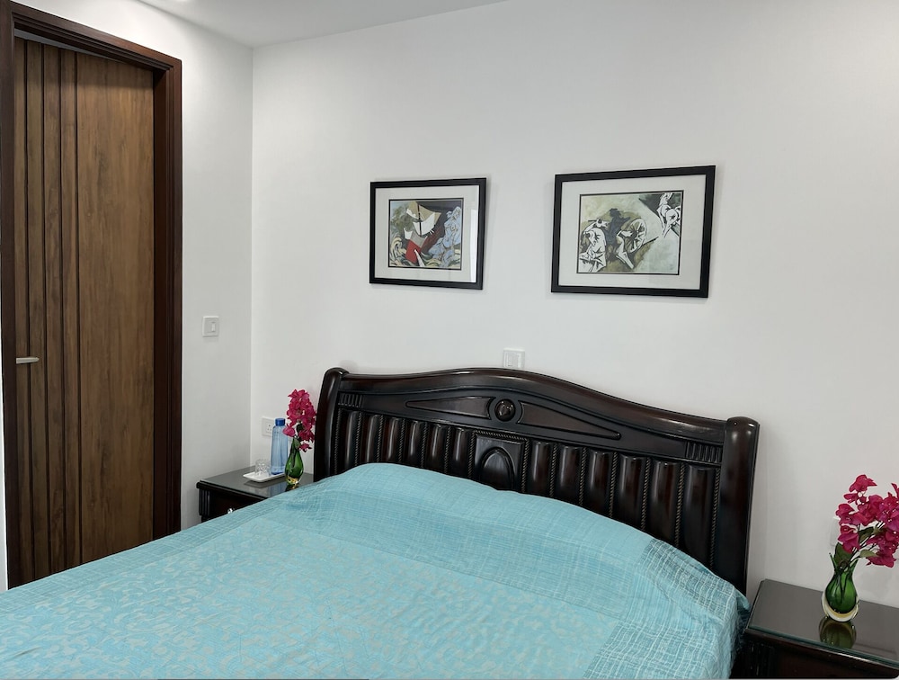 fully furnished room in hauz khas