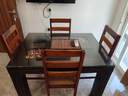 fully furnished room in hauz khas
