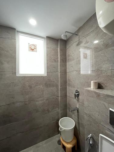 fully furnished room in hauz khas