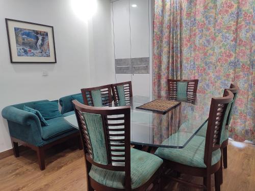 fully furnished room in hauz khas