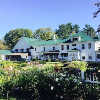 Greenwood Manor Inn,,4 star