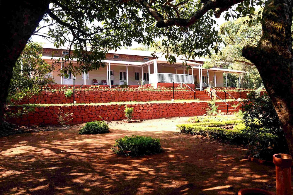 ama stays and trails dingley dell mahabaleshwar